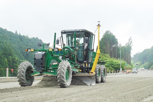 三遠南信自動車道(浜松市北区引佐)